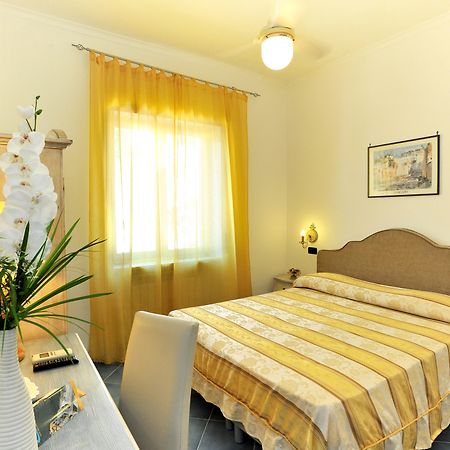 Hotel Miramare Maiori Esterno foto