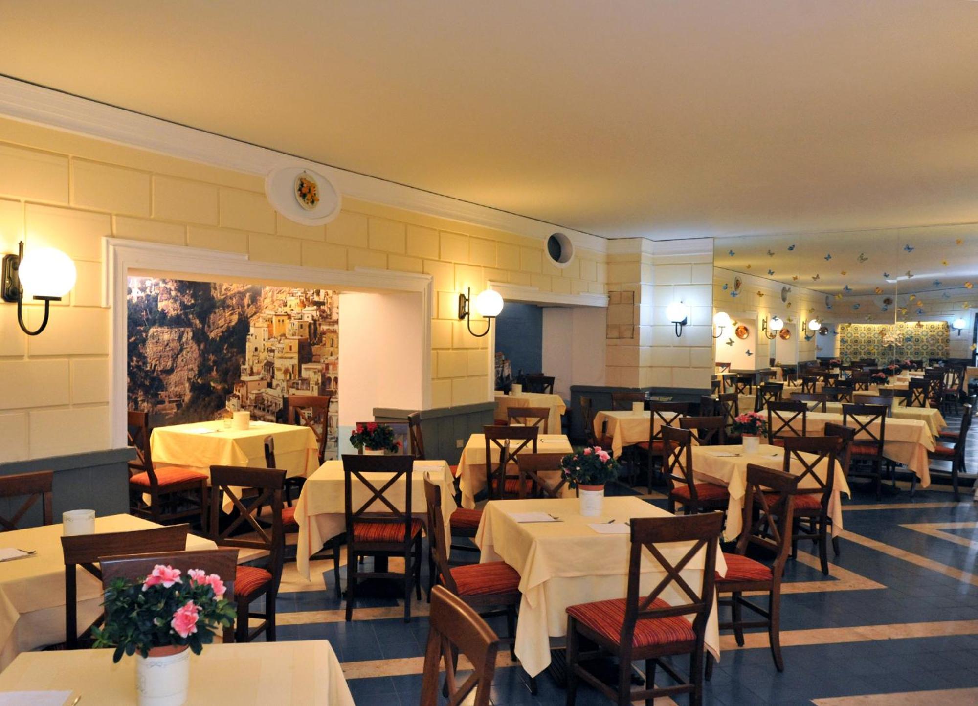 Hotel Miramare Maiori Esterno foto